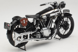 Brough Superior SS 100 T. E. Lawrence Minichamps 1:18 122135500 Metaal — afbeelding 2 van 6