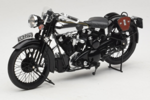 Brough Superior SS 100 T. E. Lawrence Minichamps 1:18 122135500 Metaal
