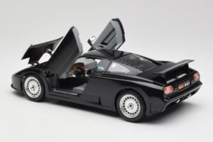 Bugatti EB110 Zwart Bburago 1:18 3055 Metaal — afbeelding 5 van 8