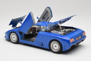 Bugatti EB110 Donkerblauw Bburago 1:18 3035-DB Metaal — afbeelding 5 van 8