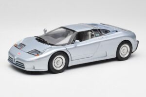 Bugatti EB110 SS Zilver Anson 1:18 30303-W-M2 Metaal