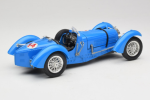 Bugatti Type 51 Grand Prix #14 Blauw Bburago 1:18 3012-M1 Metaal — afbeelding 2 van 6
