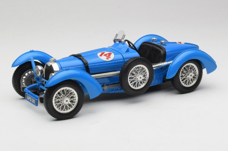 Bugatti Type 51 Grand Prix #14 Blauw Bburago 1:18 3012-M1 Metaal