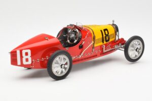 Bugatti T35 National Colors Spain CMC 1:18 M-100-B-016 Metaal — afbeelding 2 van 6