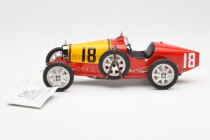 Bugatti T35 National Colors Spain CMC 1:18 M-100-B-016 Metaal — afbeelding 3 van 6