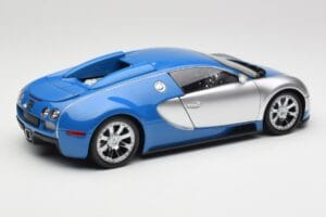 Bugatti Veyron Edition Centenaire Chrome Blue Minichamps 1:18 100110850-O Metaal — afbeelding 3 van 7