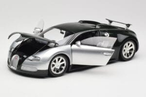 Bugatti Veyron Edition Centenaire Chrome Green Minichamps 1:18 100110852 Metaal — afbeelding 2 van 8