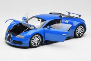 Bugatti Veyron Lichtblauw Donkerblauw Minichamps 1:18 100110821 Metaal — afbeelding 2 van 8