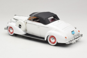 Buick Century Cabriolet Wit Signature Models 1:18 18131 Metaal — afbeelding 5 van 6
