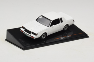 Buick Grand National Wit IXO 1:43 CLC576N Metaal — afbeelding 2 van 4