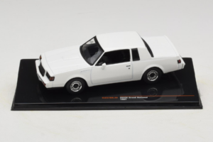Buick Grand National Wit IXO 1:43 CLC576N Metaal
