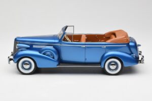Buick Roadmaster 80-C Four Door Phaeton Blue Metallic BoS Models 1:18 BOS372 Hars — afbeelding 3 van 6