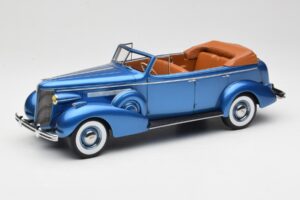 Buick Roadmaster 80-C Four Door Phaeton Blue Metallic BoS Models 1:18 BOS372 Hars