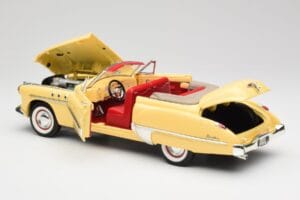 Buick Roadmaster Chrome Yellow Motormax 1:18 23124646-M17 Metaal — afbeelding 5 van 8