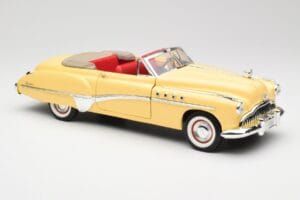 Buick Roadmaster Chrome Yellow Motormax 1:18 23124646-M17 Metaal — afbeelding 6 van 8
