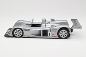 Cadillac Northstar LMP #1 24 Hours of Le Mans 2000 Hot Wheels 1:18 29225 Metaal — afbeelding 4 van 8
