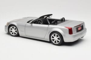 Cadillac XLR Cabrio Zilver Hot Wheels 1:18 53838 Metaal — afbeelding 7 van 8