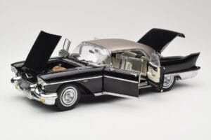 Cadillac Brougham Zwart Sun Star 1:18 4001 Metaal — afbeelding 2 van 8