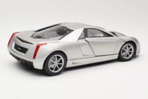 Cadillac Cien Zilver Hot Wheels 1:18 57296 Metaal — afbeelding 3 van 8