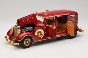 Cadillac Deluxe Tudor Staatslimousine Puyi Laatste Keizer van China Sun Star 1:18 4100 Metaal — afbeelding 2 van 9