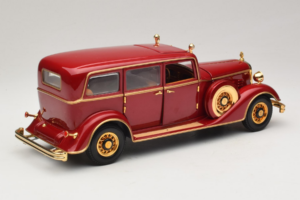 Cadillac Deluxe Tudor Staatslimousine Puyi Laatste Keizer van China Sun Star 1:18 4100 Metaal — afbeelding 3 van 9