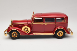 Cadillac Deluxe Tudor Staatslimousine Puyi Laatste Keizer van China Sun Star 1:18 4100 Metaal — afbeelding 4 van 9