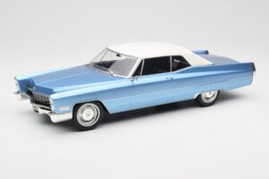 Cadillac DeVille Blauw KK-Scale 1:18 KKDC180314 Metaal