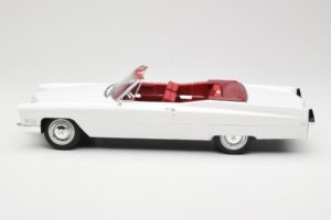Cadillac DeVille Cabriolet Wit KK-Scale 1:18 KKDC180313 Metaal — afbeelding 3 van 6