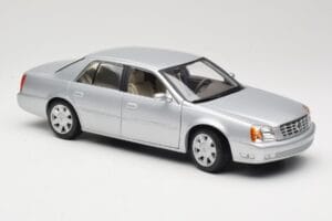 Cadillac DeVille DTS Maisto 1:18 56061 Metaal — afbeelding 6 van 8