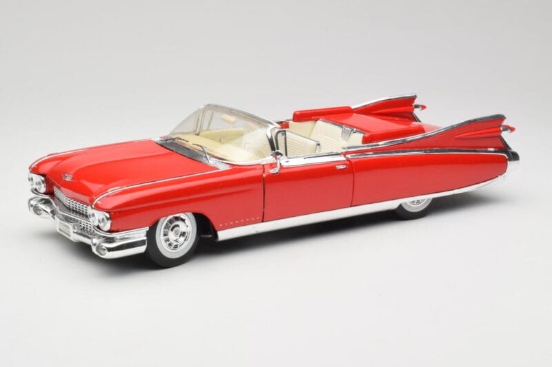 Cadillac Eldorado Biarritz Bolero Red Maisto 1:18 31813 Metaal