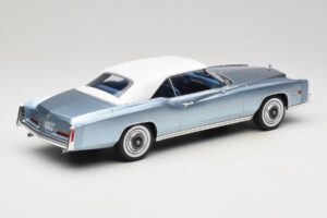 Cadillac Eldorado Cabriolet Blauw MCG 1:18 MCG18472 Metaal — afbeelding 3 van 7