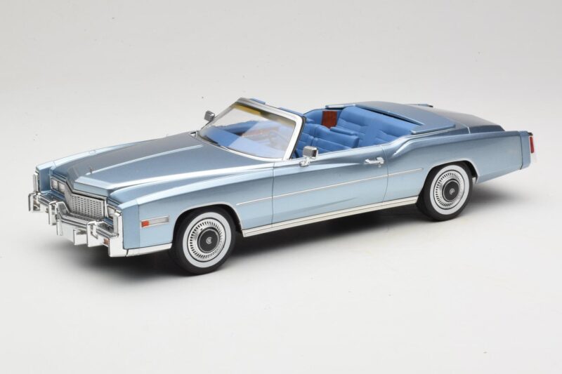 Cadillac Eldorado Cabriolet Blauw MCG 1:18 MCG18472 Metaal