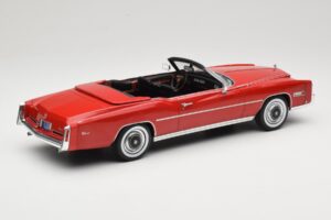 Cadillac Eldorado Cabriolet Rood MCG 1:18 MCG18471 Metaal — afbeelding 3 van 8
