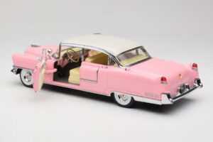 Cadillac Fleetwood Elvis Presley Roze MRC 1:18 LIC1000 Metaal — afbeelding 5 van 8