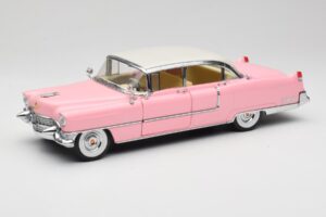 Cadillac Fleetwood Elvis Presley Roze MRC 1:18 LIC1000 Metaal