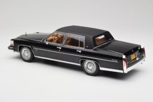 Cadillac Fleetwood Brougham Zwart MCG 1:18 MCG18250 Metaal — afbeelding 5 van 6