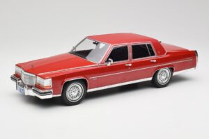 Cadillac Fleetwood Brougham Donkerrood Metallic MCG 1:18 MCG18251 Metaal