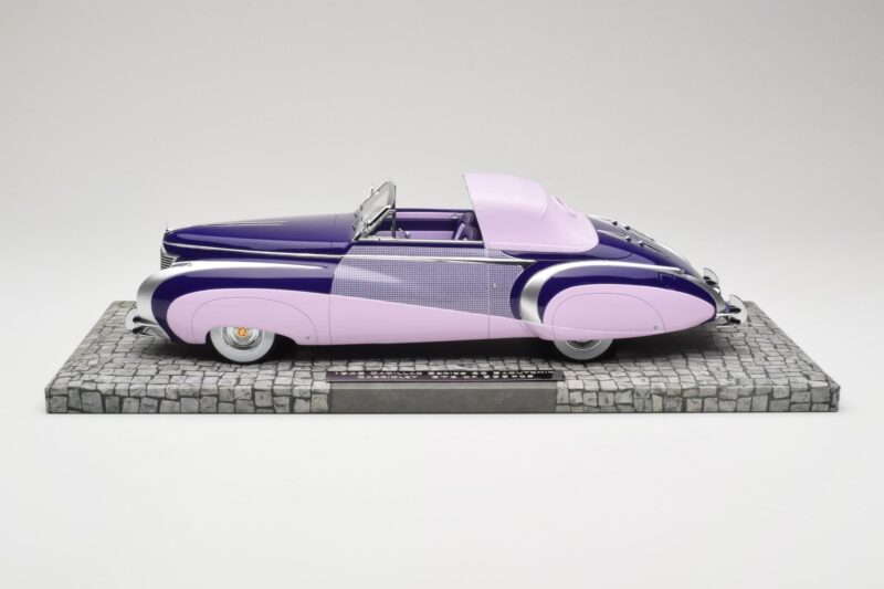 Cadillac Series 62 Cabriolet Roze Minichamps 1:18 107148460 Metaal