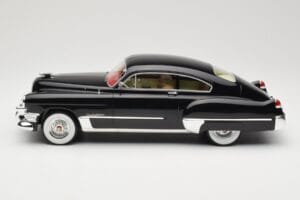 Cadillac Series 62 Club Sedanette Zwart BoS Models 1:18 BOS292 Hars — afbeelding 3 van 6