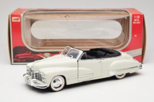 Cadillac Series 62 Cabriolet Wit Anson 1:18 30335 Metaal — afbeelding 8 van 8