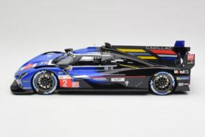 Cadillac V-Series.R LMDh #2 E. Bamber / A. Lynn / R. Westbrook Chip Ganassi Racing 24 Hours of Le Mans 2023 TopSpeed 1:18 TS0 — afbeelding 3 van 5