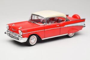 Chevrolet Bel Air Matador Rood & India Ivoor Road Legends 1:18 92109 Metaal