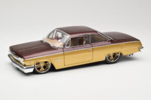 Chevrolet Bel Air Goud & Bruin Maisto 1:18 31064 Metaal