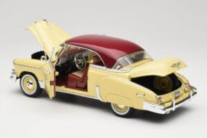 Chevrolet Bel Air Geel & Rood Motormax 1:18 73111 Metaal — afbeelding 5 van 8