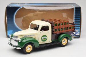 Chevrolet Brasseur Perrier Delivery Van Groen Solido 1:18 203243 Metaal — afbeelding 8 van 8