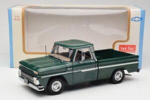 Chevrolet C-10 Groen Sun Star 1:18 1360 Metaal — afbeelding 8 van 8