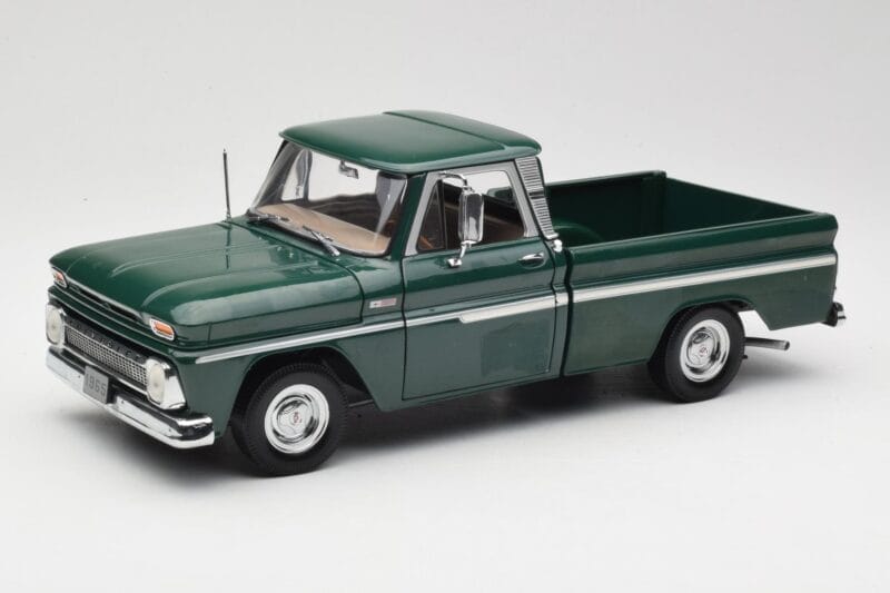 Chevrolet C-10 Groen Sun Star 1:18 1360 Metaal