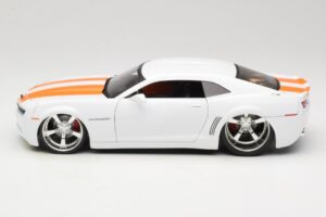 Chevrolet Camaro Concept Tuned Wit Jada 1:18 63014 Metaal — afbeelding 4 van 8