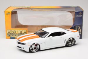 Chevrolet Camaro Concept Tuned Wit Jada 1:18 63014 Metaal — afbeelding 8 van 8