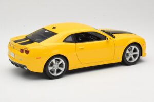 Chevrolet Camaro SS RS Geel Maisto 1:18 31173 Metaal — afbeelding 3 van 8